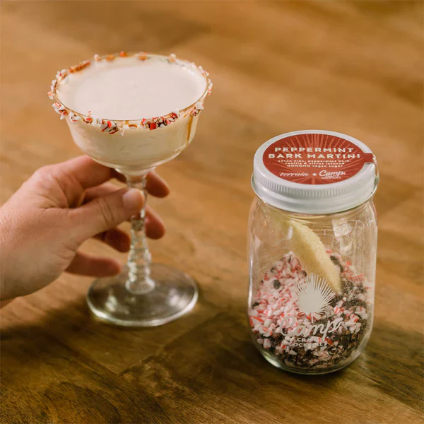 16 oz Peppermint Bark Martini Cocktail Kit - Image 3