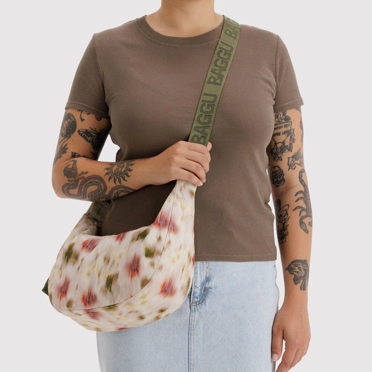 Baggu Medium Nylon Crescent Bag - Abstract Floral - Image 2