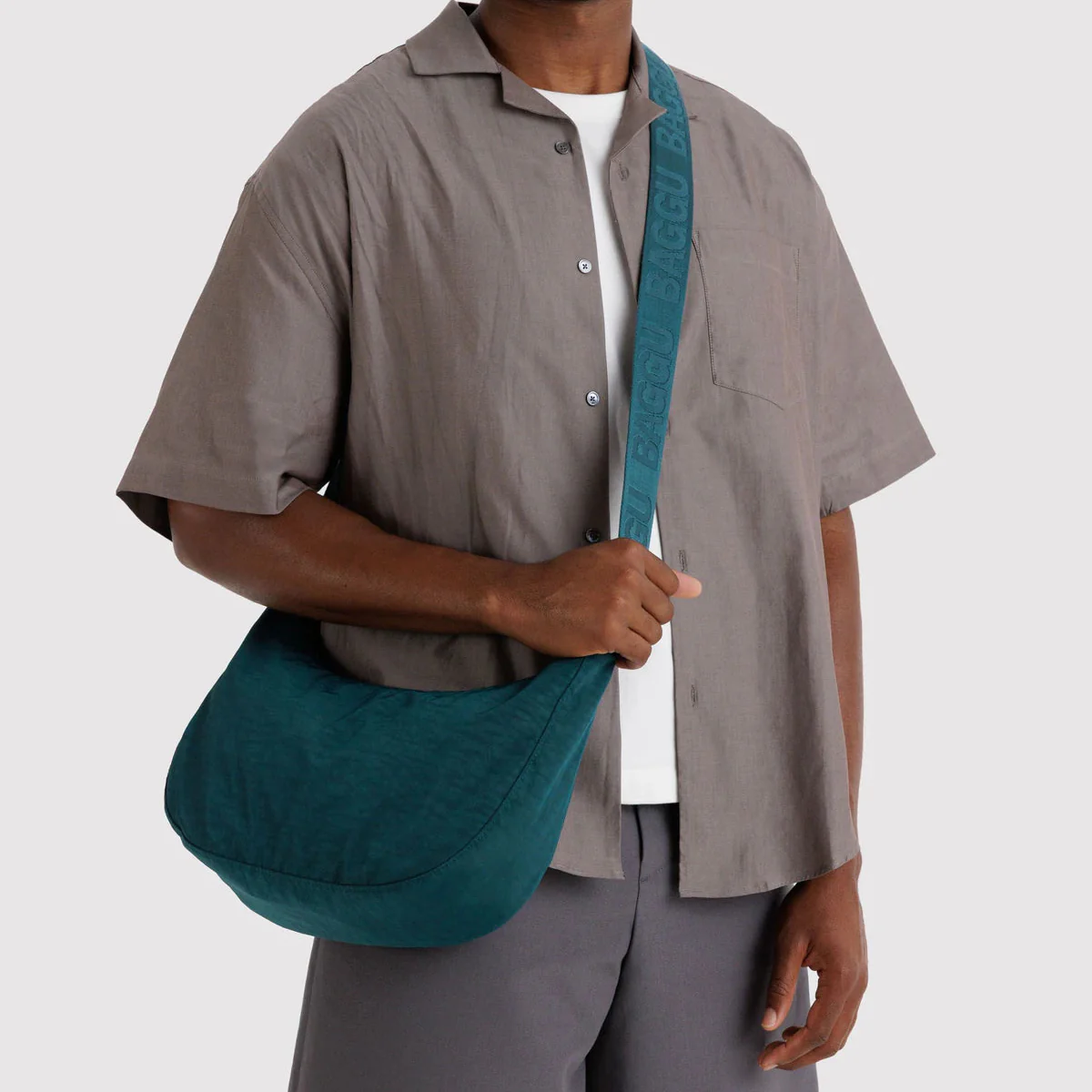 Baggu Medium Nylon Crescent Bag - Deep Sea - Image 2