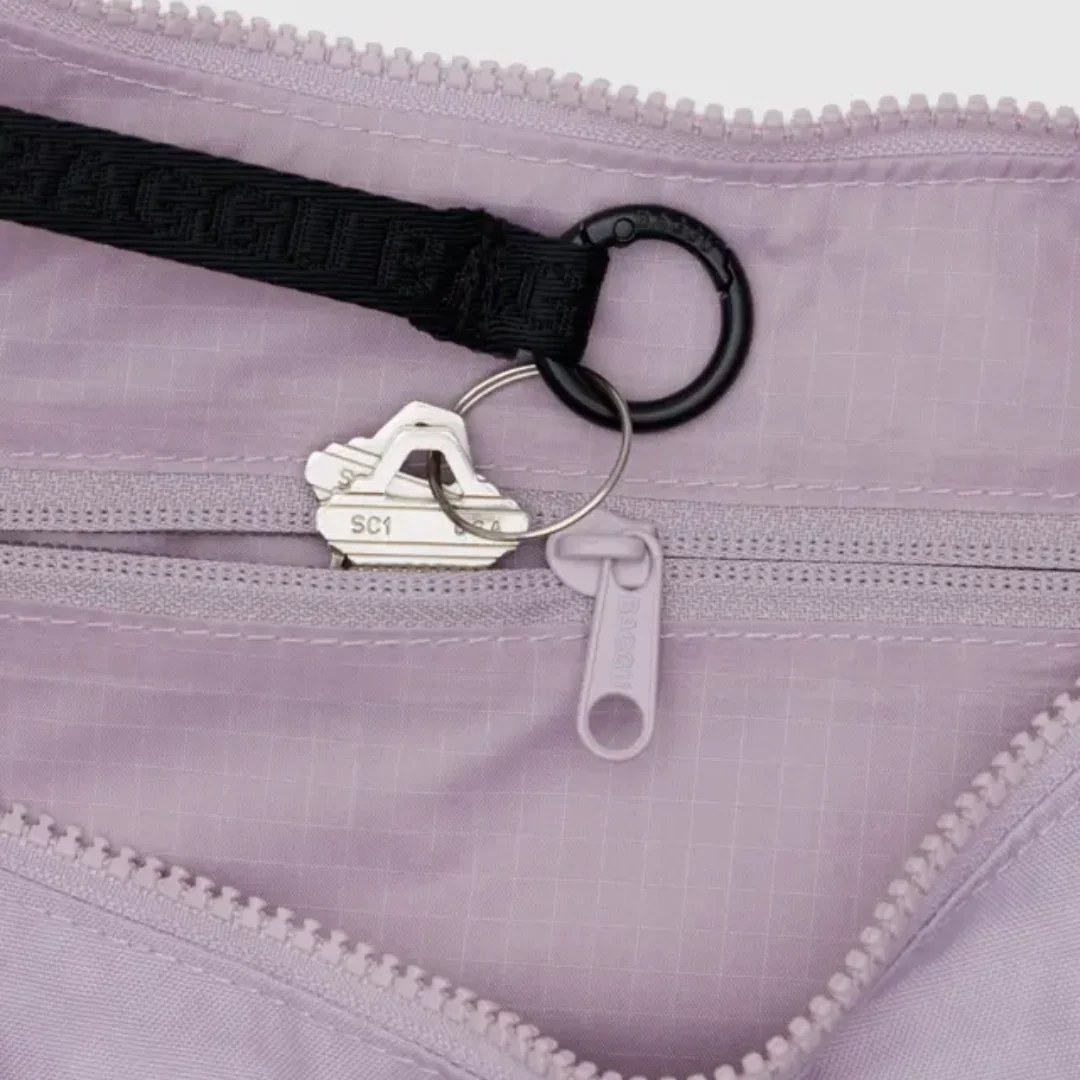 Baggu Medium Nylon Crescent Bag - Dusty Pink - Image 3
