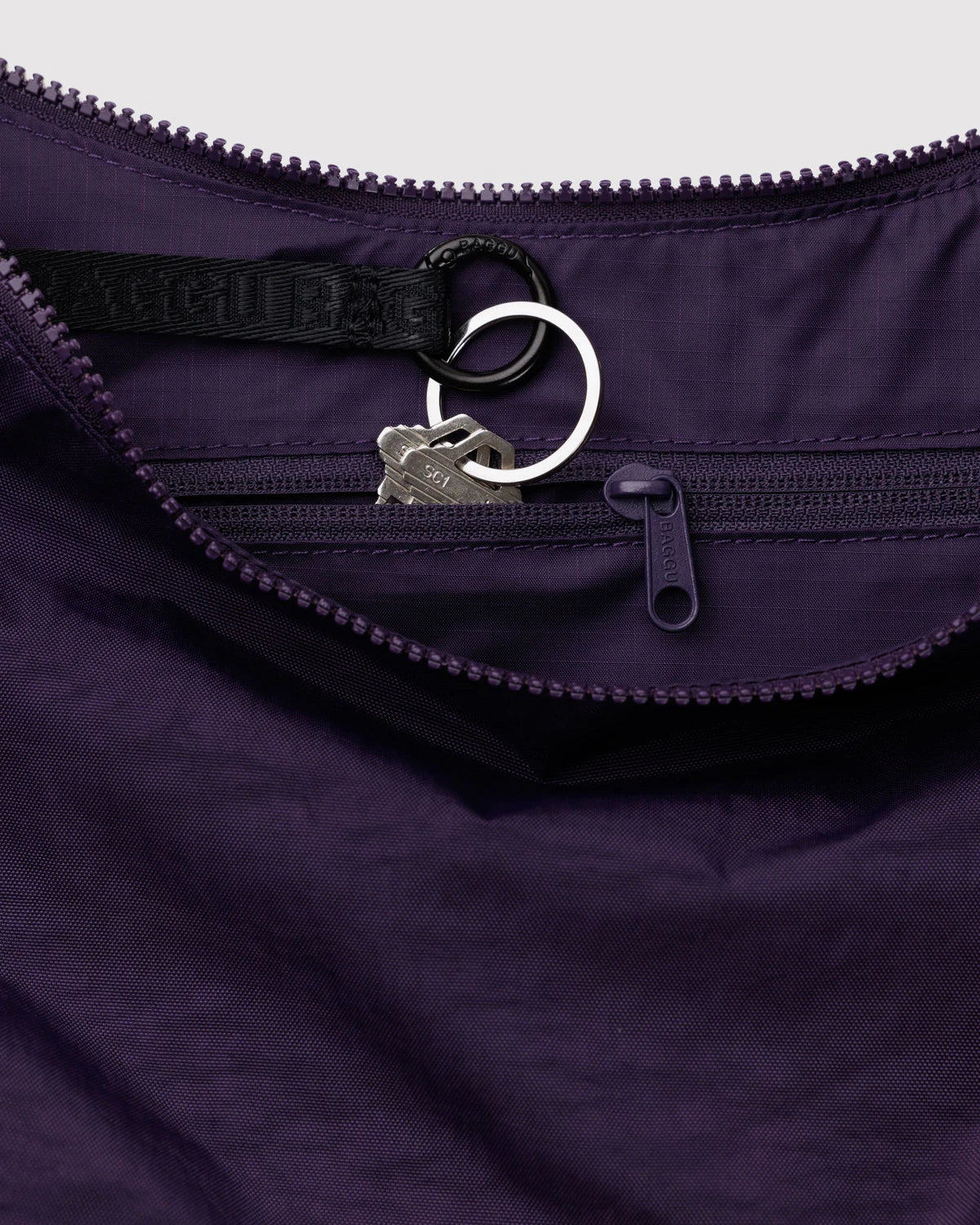 Baggu Medium Nylon Crescent Bag - Fig - Image 3