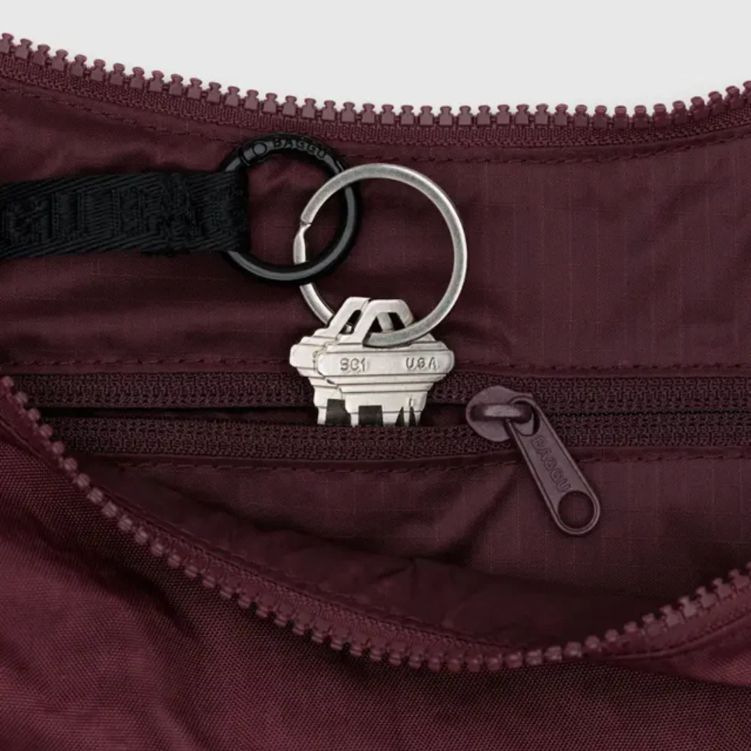 Baggu Medium Nylon Crescent Bag - Mahogany - Image 3