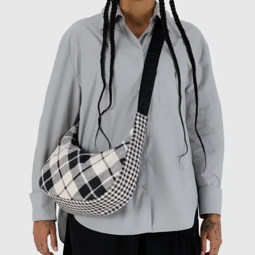 Baggu Medium Nylon Crescent Bag - Mixed Plaid - Image 3