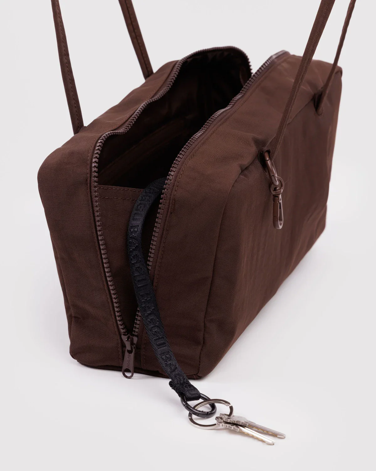Baggu Nylon Bowler Bag - Coffee - Image 4