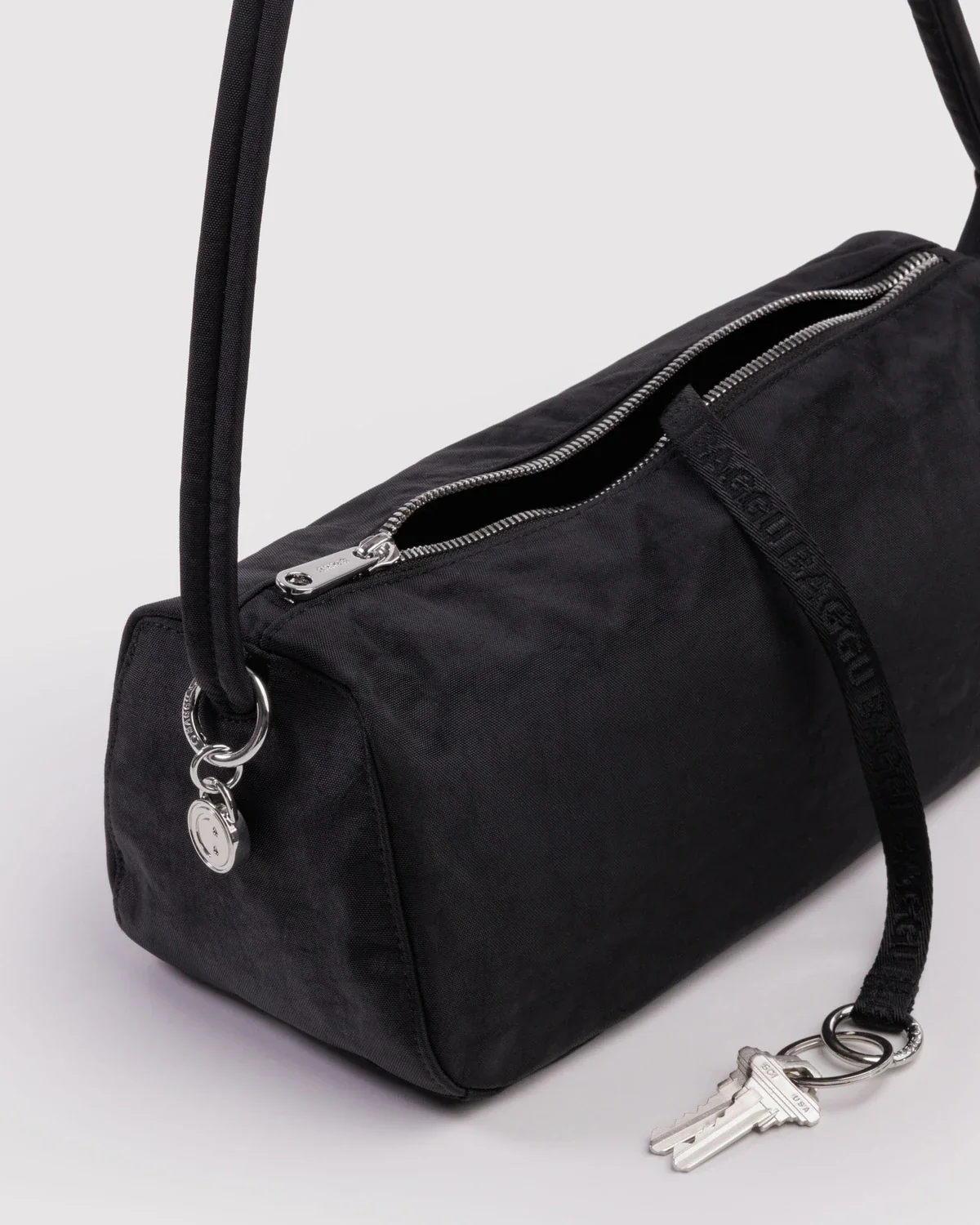 Baggu Nylon Loaf Bag - Black - Image 4