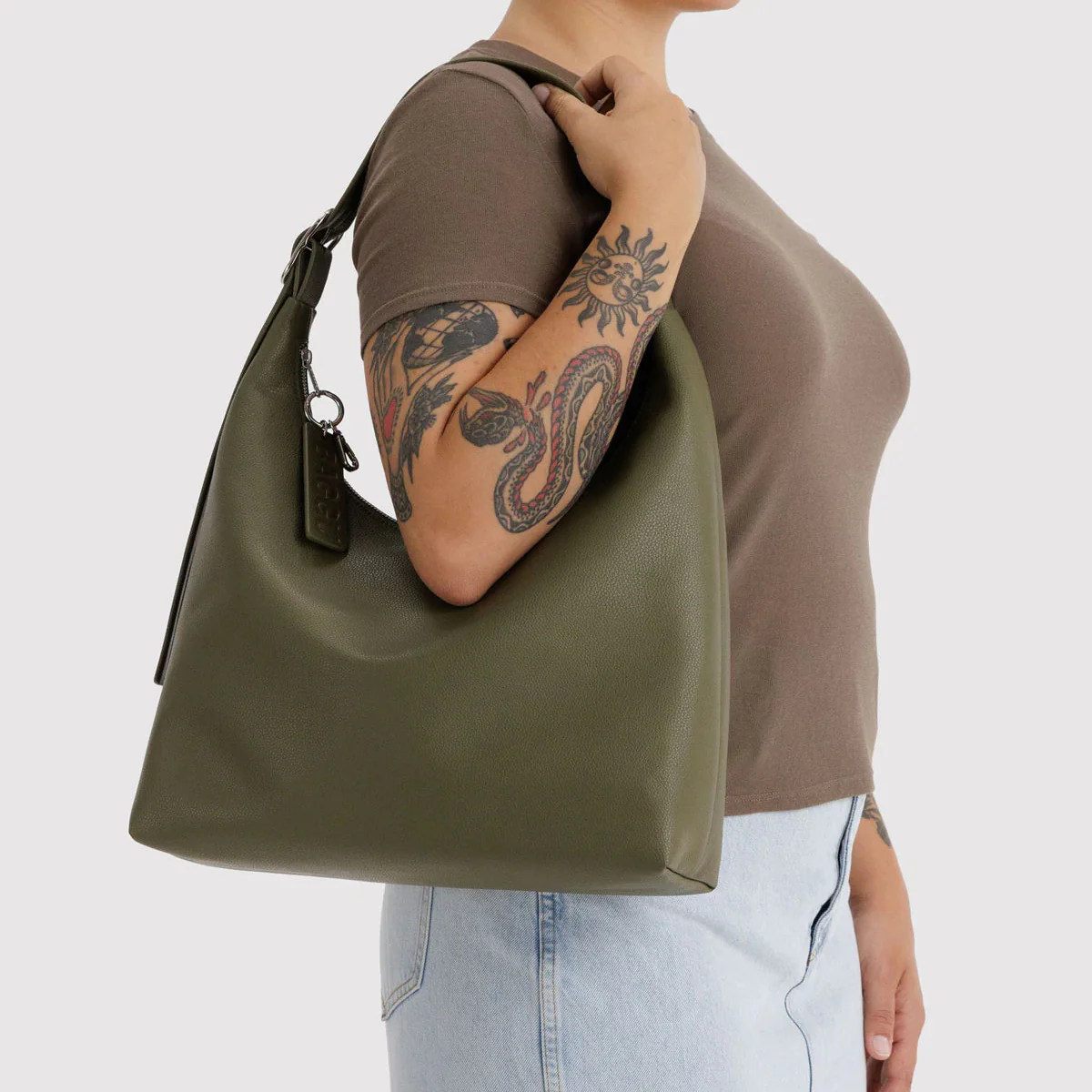 Baggu Recycled Leather Shoulder Bag - Loden - Image 2