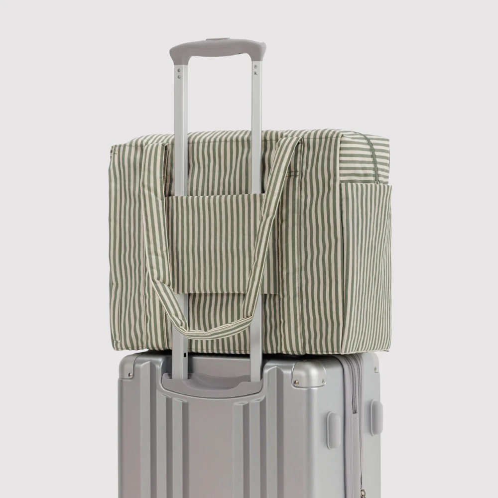 Baggu Small Cloud Carry-On - Sage Stripe - Image 2