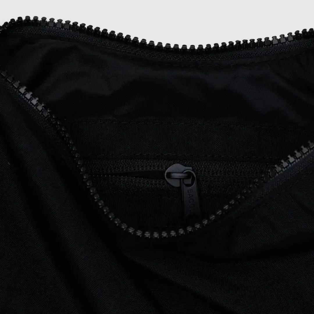 Baggu Small Nylon Crescent Bag - Black - Image 4