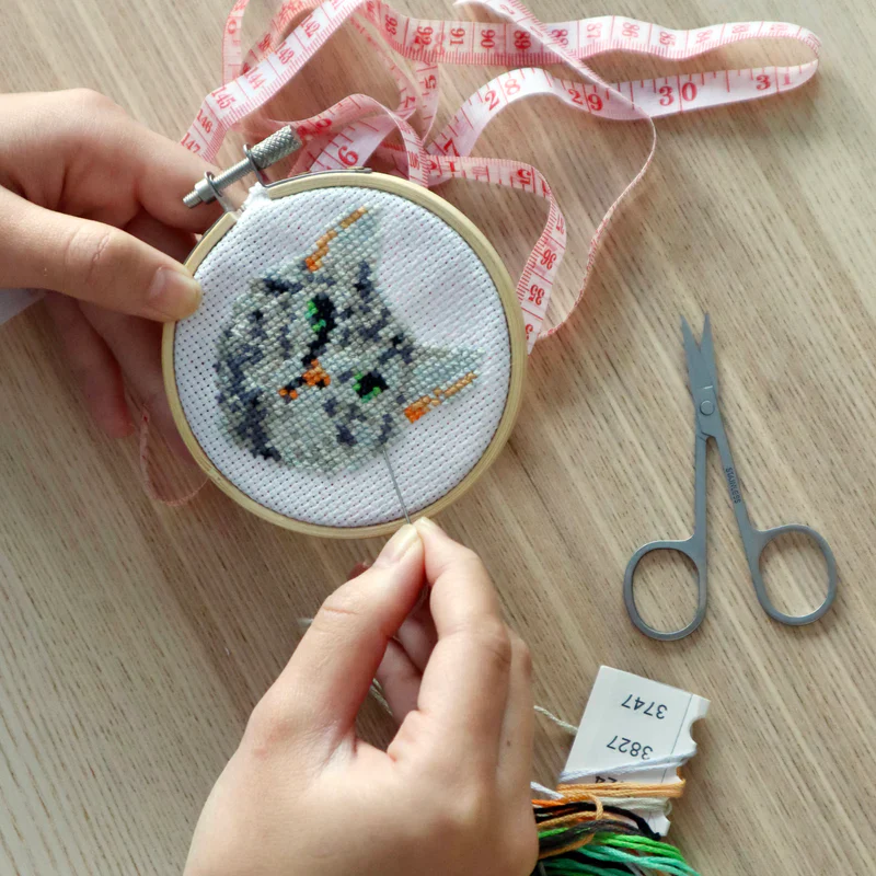 Cat - Mini Cross Stitch Embroidery Kit - Image 2