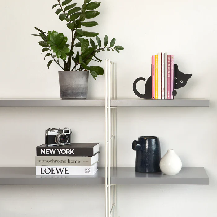 Hidden Cat Bookends - Image 2