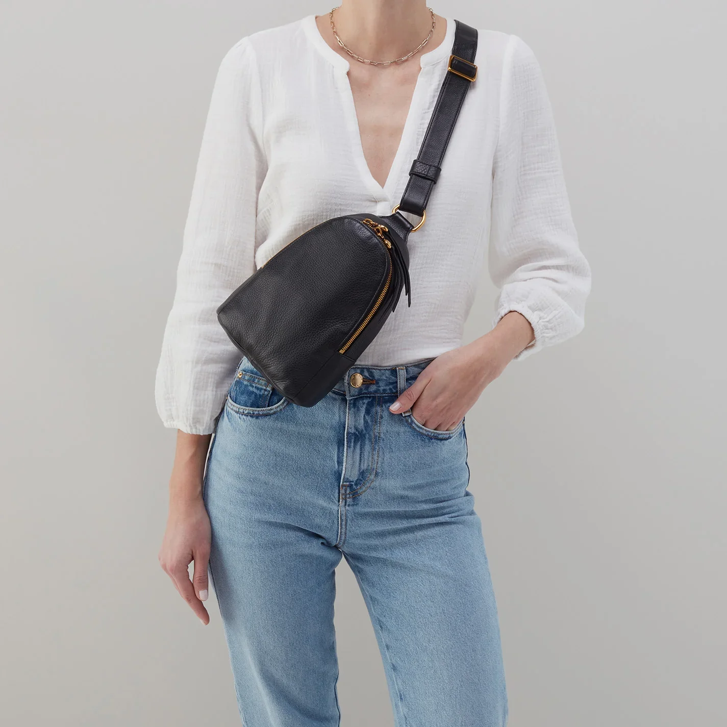 Hobo Fern Sling - Black - Image 3