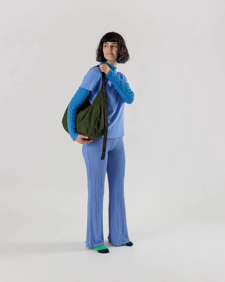 Baggu Large Nylon Crescent Bag - Bay Laurel - Image 2