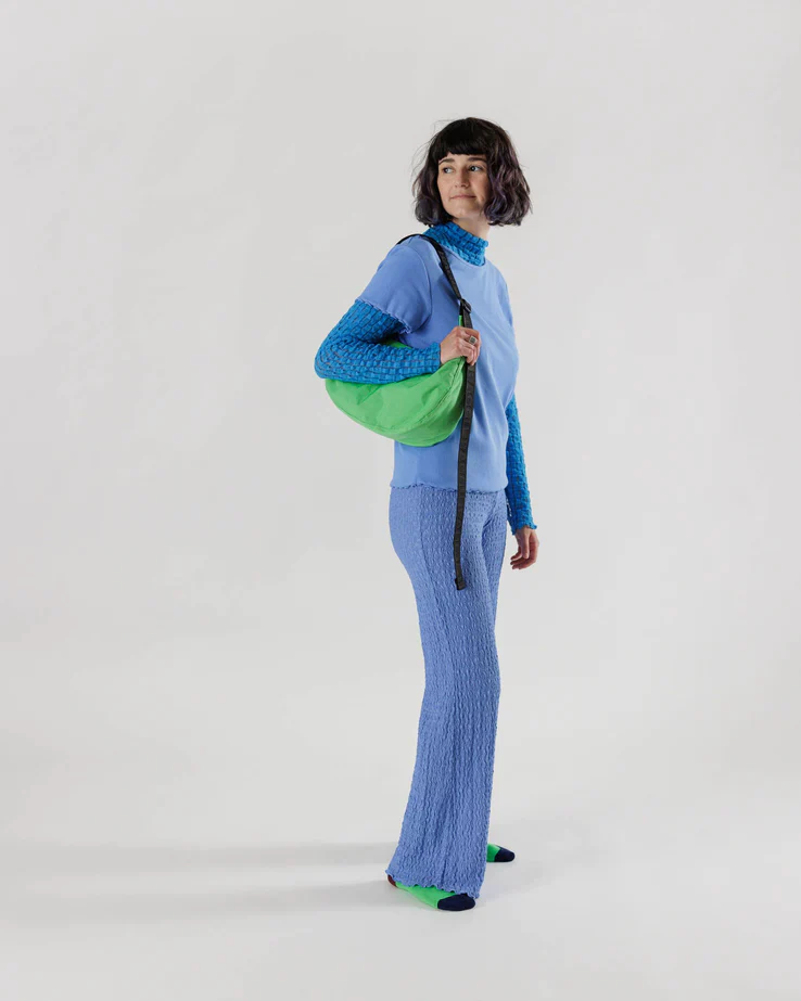 Baggu Medium Nylon Crescent Bag - Aloe - Image 2
