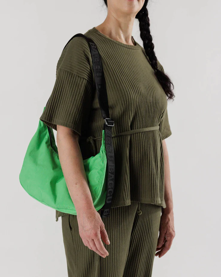 Baggu Medium Nylon Crescent Bag - Aloe - Image 3