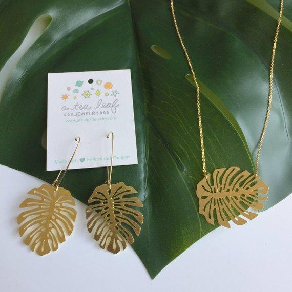 Monstera Deliciosa Leaf Earrings