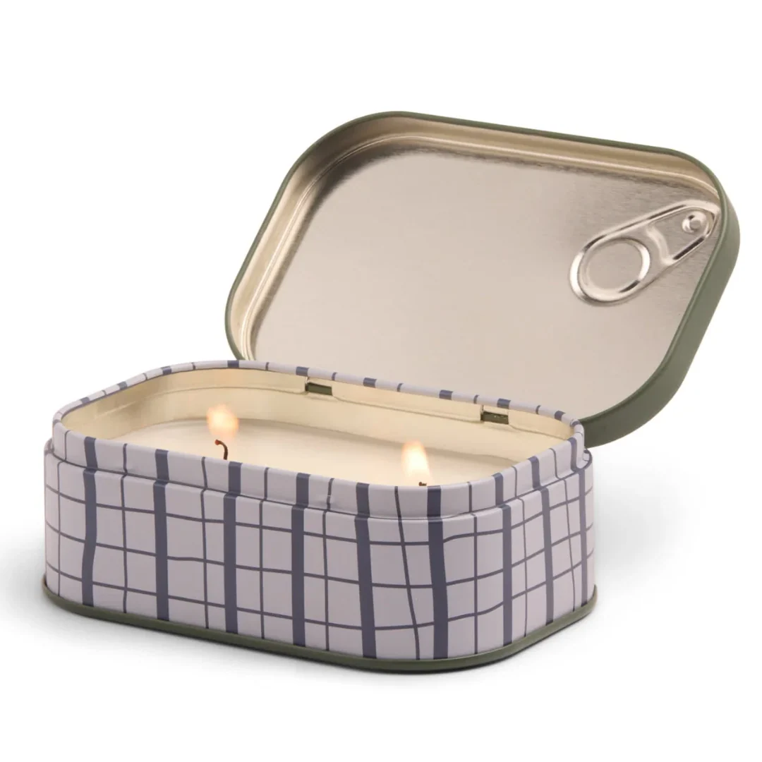 Paddywax Fig & Olive Bistro 4.5 oz Candle Tin - Image 2