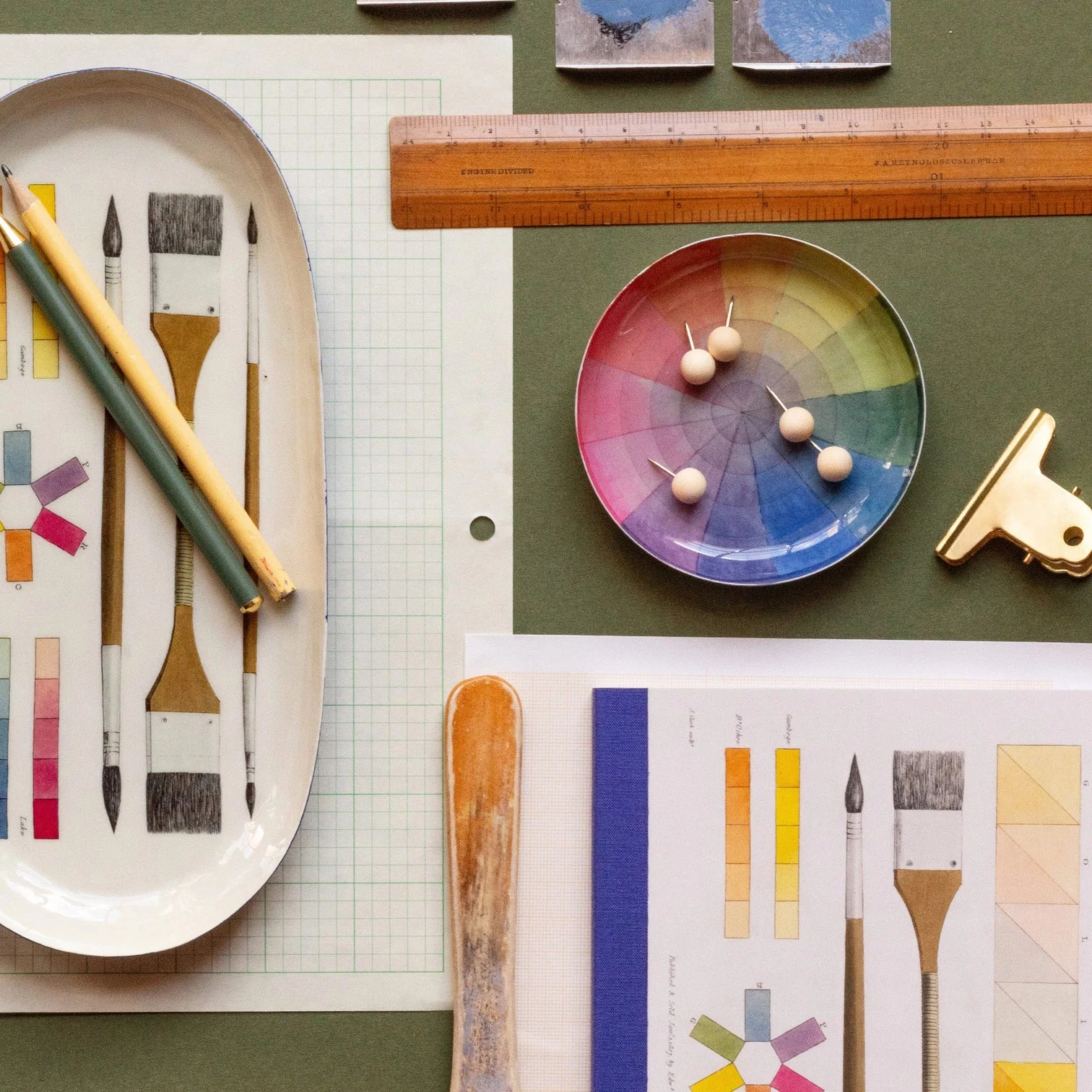 Roomytown Enamel Printed Tray - Vintage Colour Wheel - Image 2