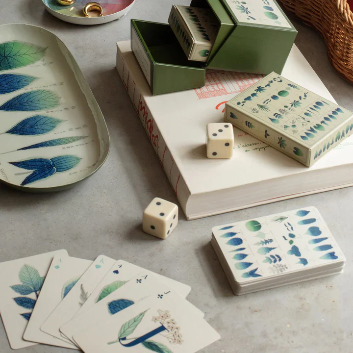 Roomytown Playing Cards - Two Decks Shapes of Leaves - Image 3