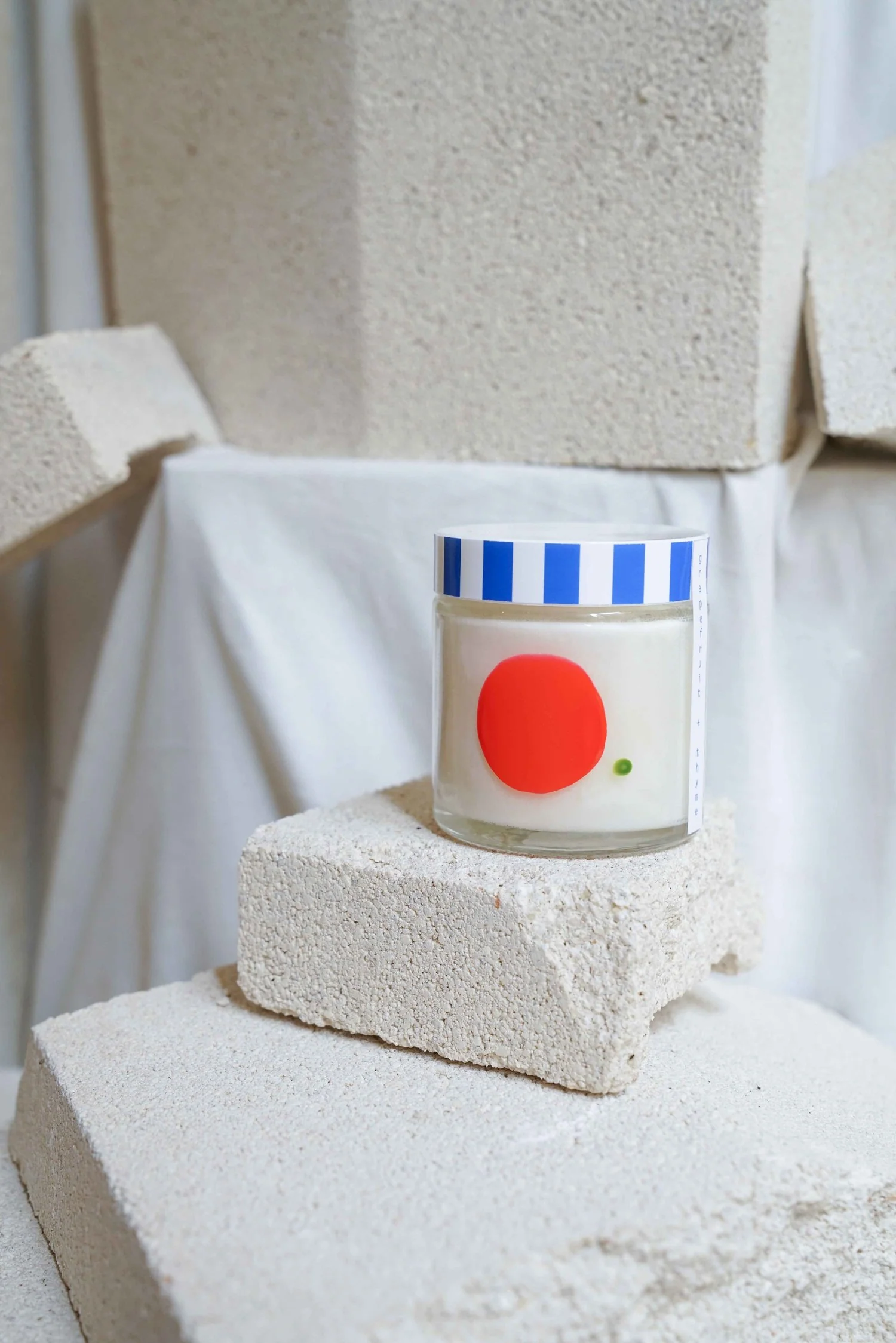 Soywax Candle in Handpainted Glass - Grapefruit & Thyme - Image 2