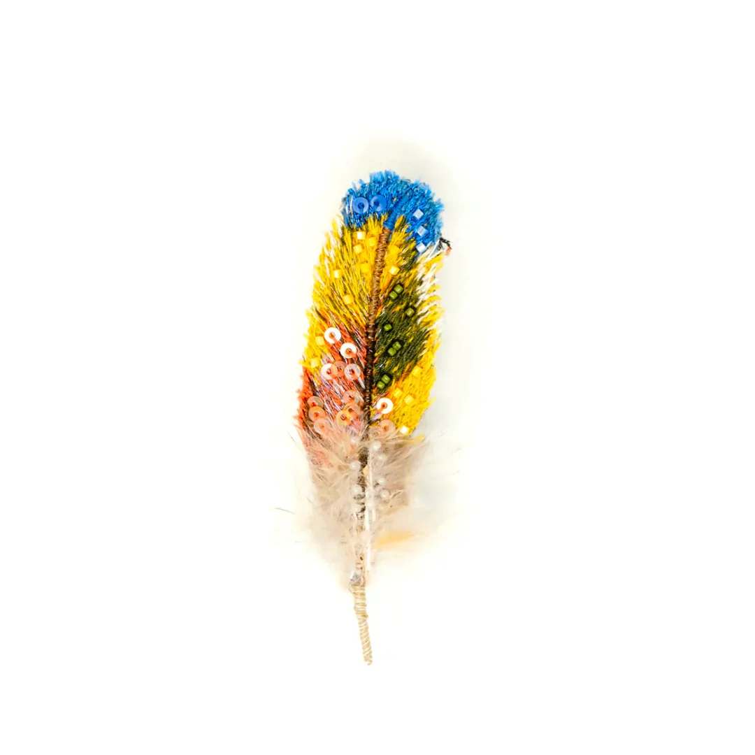 Trovelore Brooch Pin - Macaw Feather