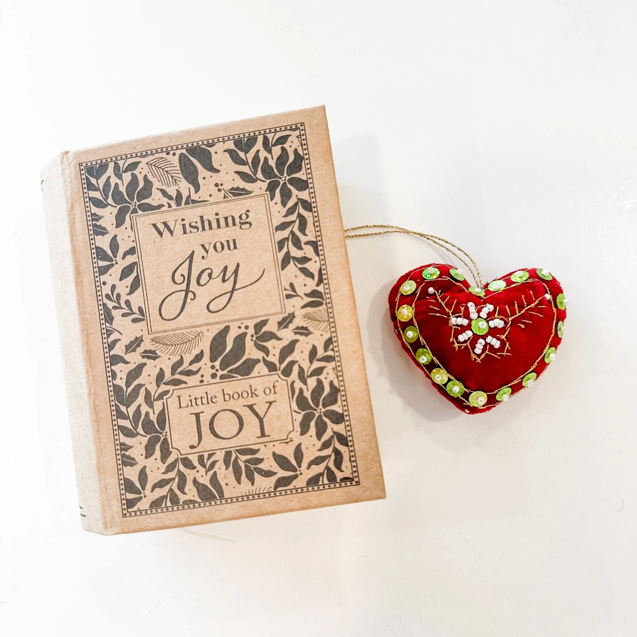 Wool Felt Heart Ornament in Decorative Box - Image 3